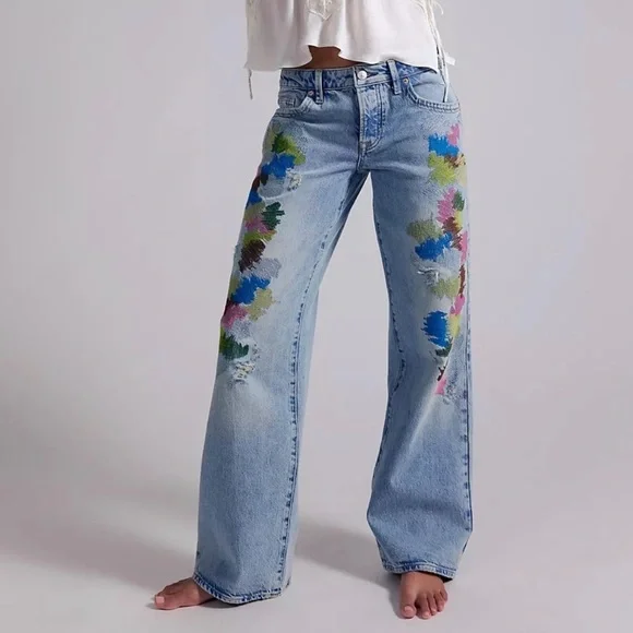 We The Free Free People Tennessee Low-Rise Embroidered Boyfriend Jeans $198 NWOT - Picture 2 of 10